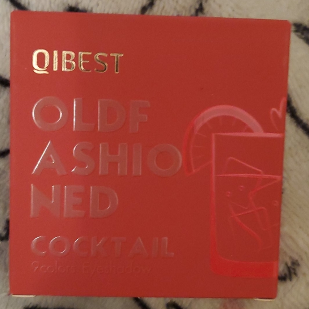 Qibest Neutral 9 pan eye-shadow palette